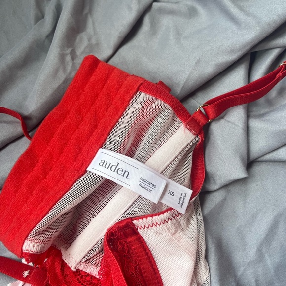 Bustier - Picture 3 of 3